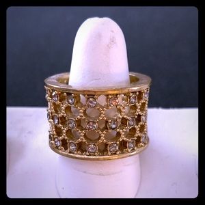 Lia Sophia Matte Gold ring